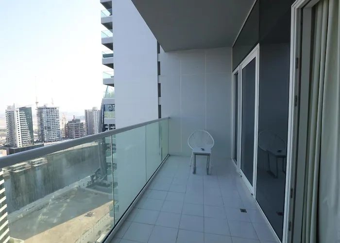 Brown Stone - City & Canal View Reva